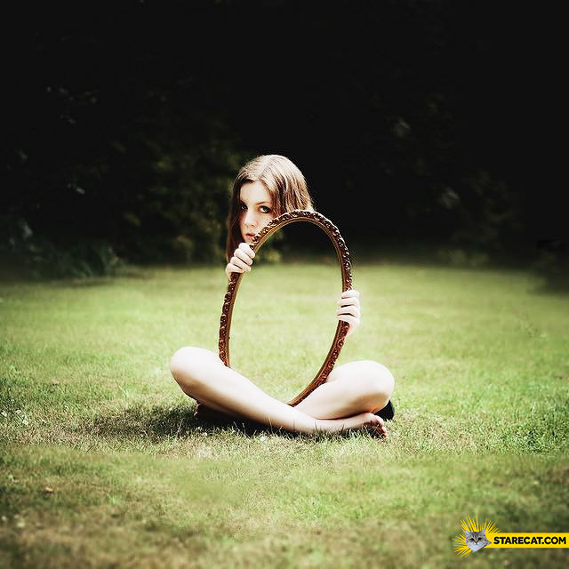 Mirror girl creative photo
