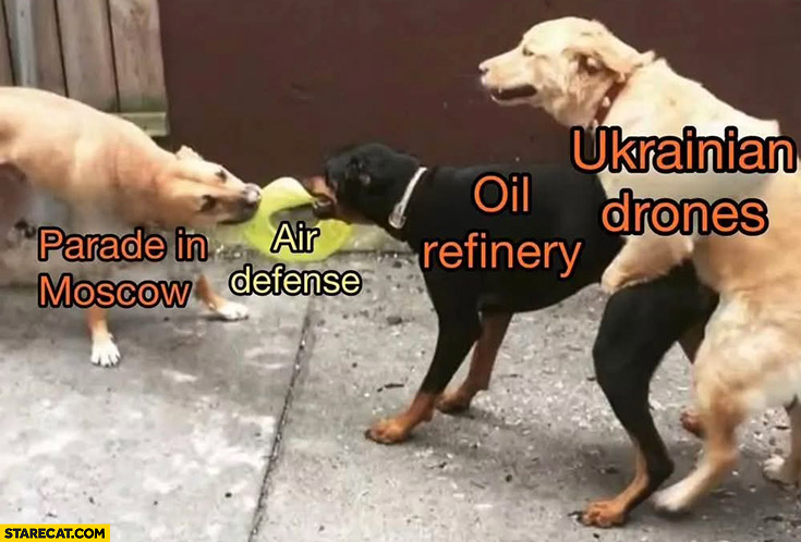 Parade in Moscow fighting with oil refinery for air defense while Ukrainian drones doing it