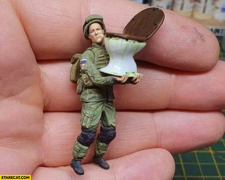 Russian soldier stealing a toilet bowl figurine Ukraine invasion