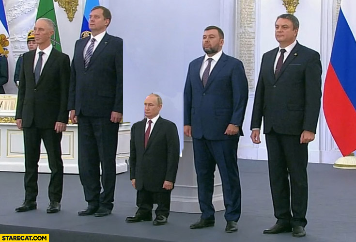 Small tiny Putin dwarf photoshopped Ukraine russia annexation