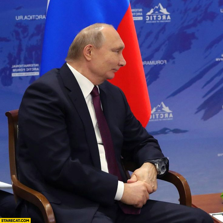 Vladimir Putin redarded photoshopped flat head